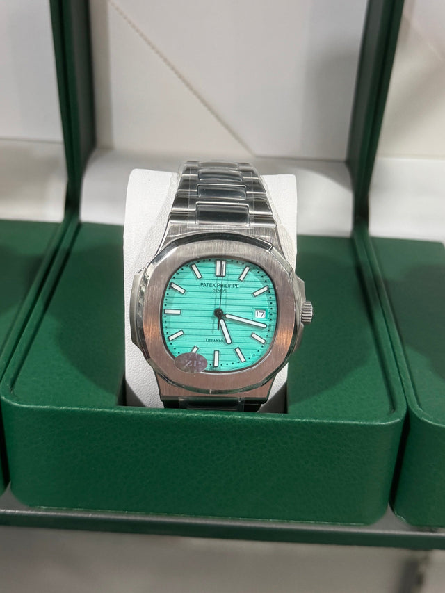 Patek Philippe Nautilus: Fake erkennen, der Prüfer-Guide der Wristbusters