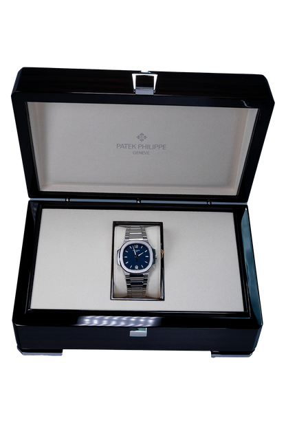 Patek Philippe Lady Nautilus Ref. 7118/1A-001 Patek Philippe Lady Nautilus Ref. 7118/1A-001